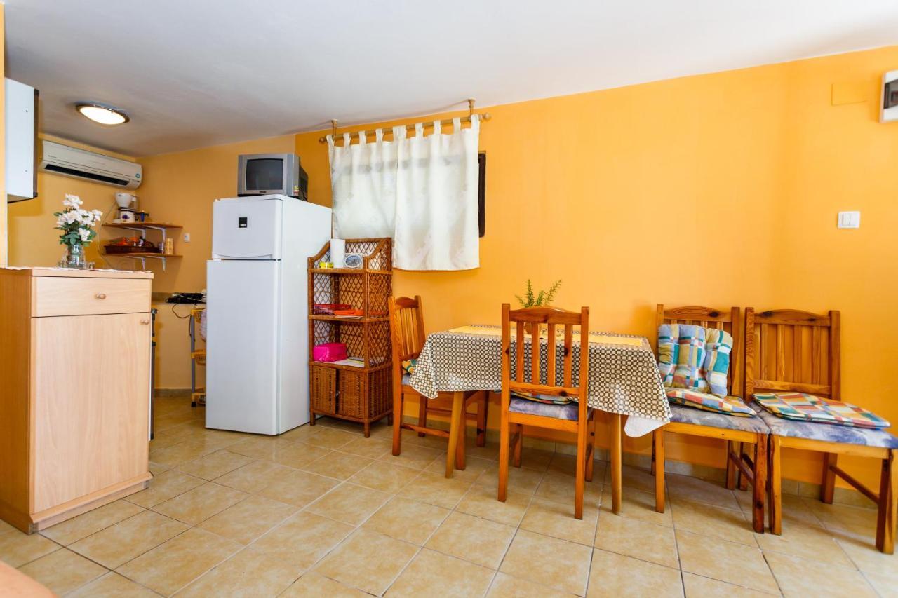 Apartmani Marica Risika Exterior photo